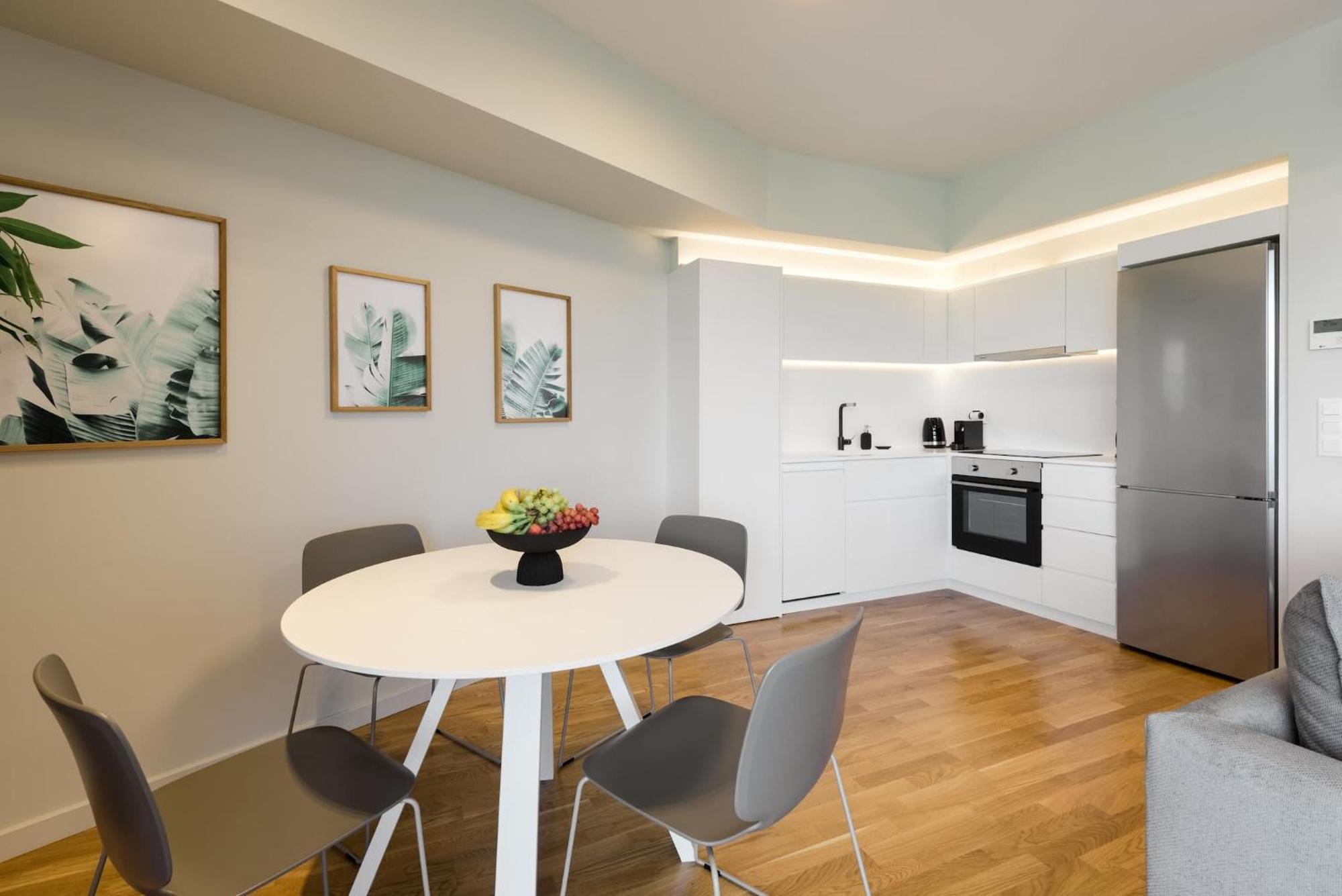Urban Apt With Stunning Acropolis View & Roofdeck Athene Buitenkant foto