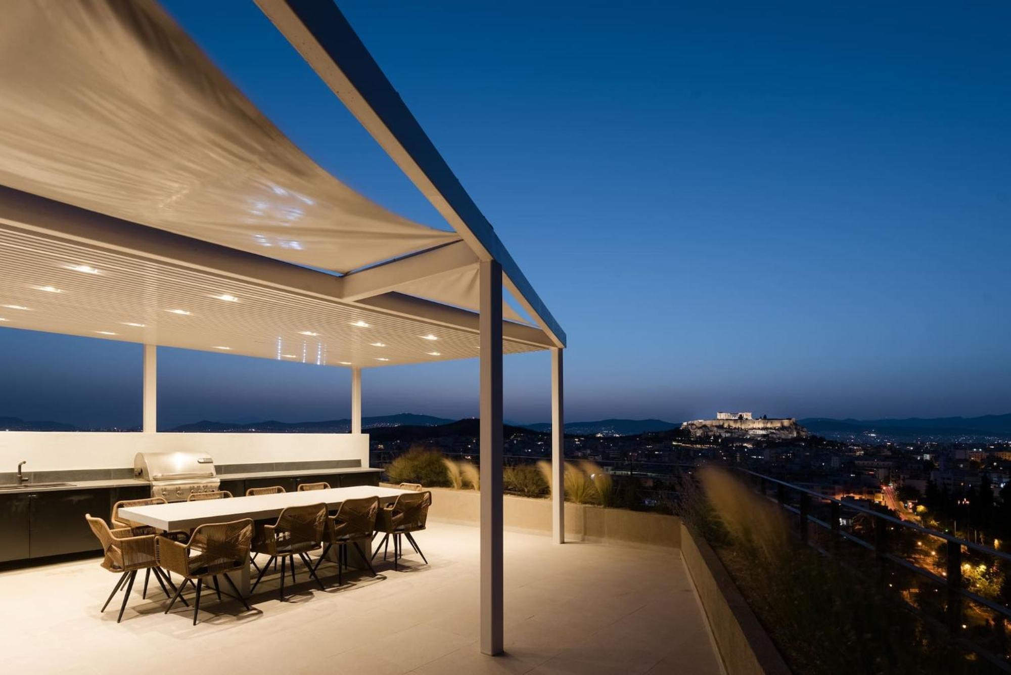 Urban Apt With Stunning Acropolis View & Roofdeck Athene Buitenkant foto